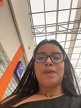 Miss_Bella_Flame live sex cam