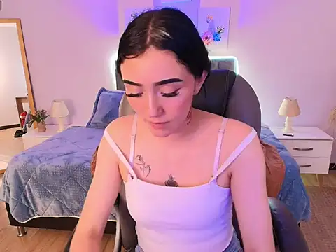 Paola_Owens_ webcam stripchat model stream image