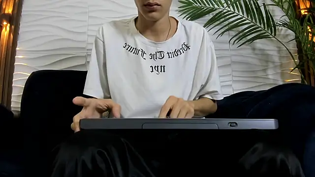Pavo_tv
