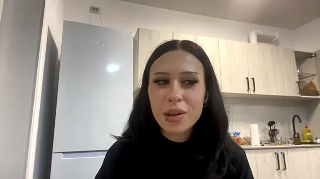 AteEtonian live cam on StripChat