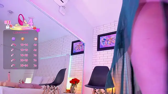 Coco_Balenciaga_ live cam preview