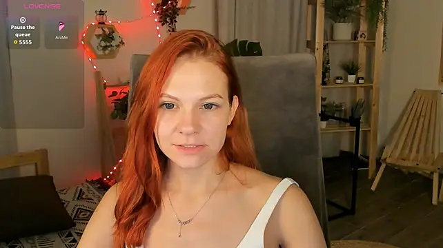 LisaAris live cam preview