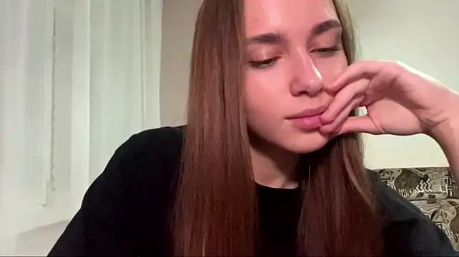 LulaMays webcam stripchat model stream image