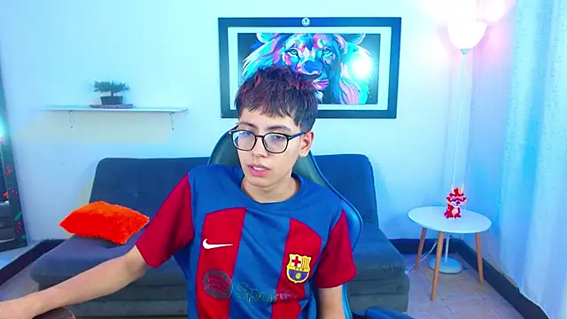 alexcum_18