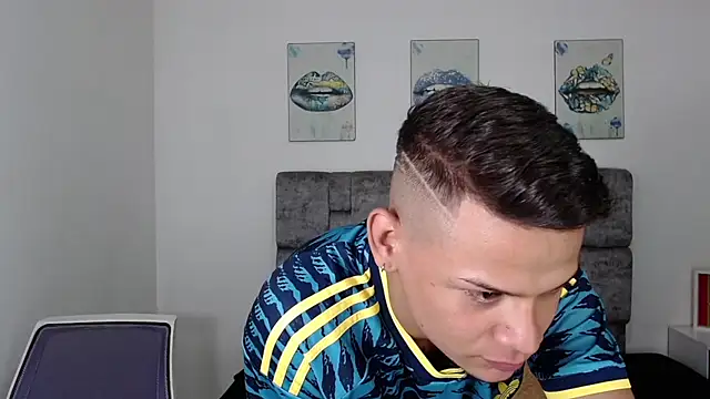 axcel_boy_ webcam
