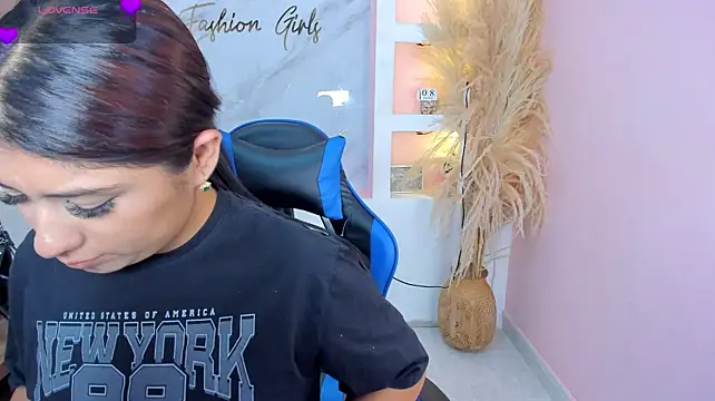 CandyRoxx1_ webcam stripchat model stream image
