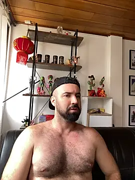 Juan_Art live cam on StripChat