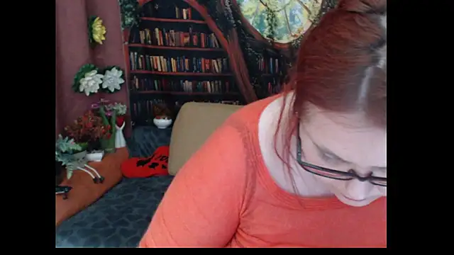 PlayfullMature live cam preview