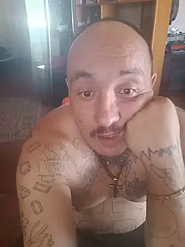 Dick4yourholes live cam on StripChat