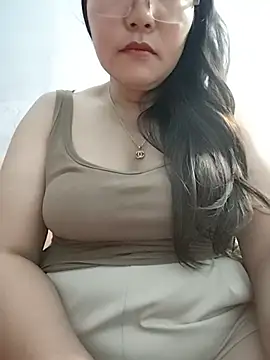 Titihan on Stripchat