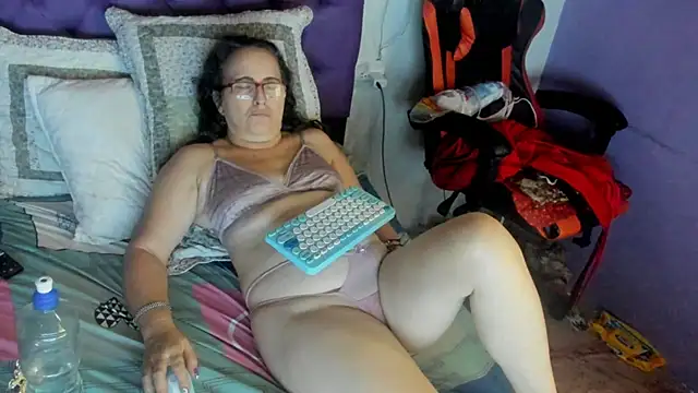 Margoth_clain live cam on StripChat