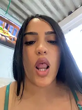 SahanaPrince live cam on StripChat