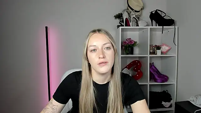 EvelynBlond