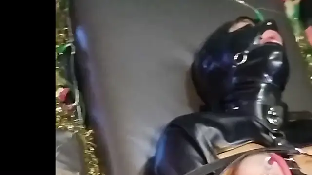 kenllyhot_and_valeriahell webcam