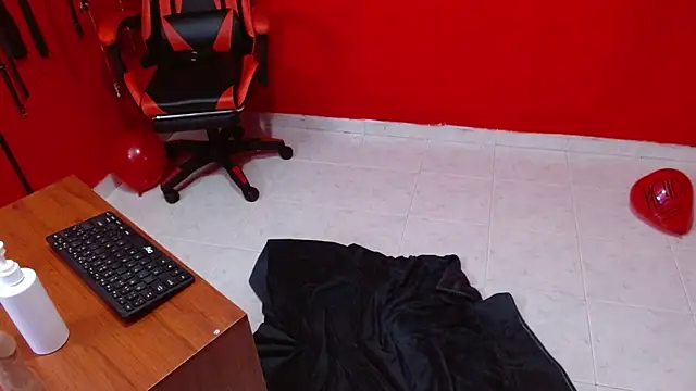 _Emily_Slave_ webcam