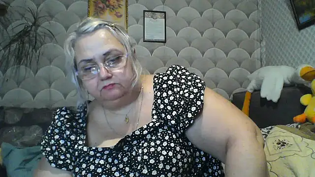 MarinaFarina53 live cam preview