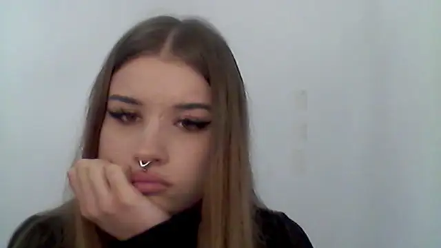 MollyHotTeen