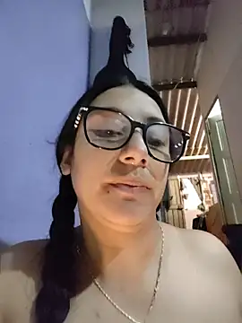 NinaFlow_22 webcam stripchat model stream image