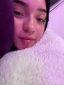 Gabyoficial_ live cam on StripChat
