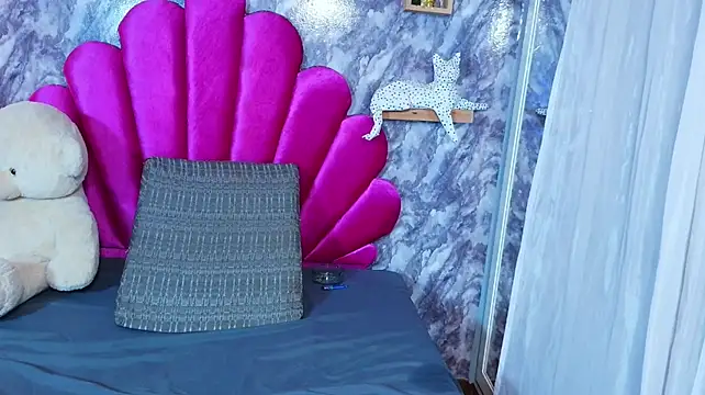 ANGEL_ADDICTED live cam preview