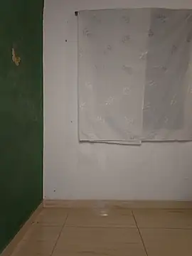 Estefani_32 live cam preview
