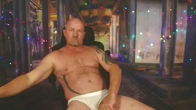 ManlyPrisonGuy