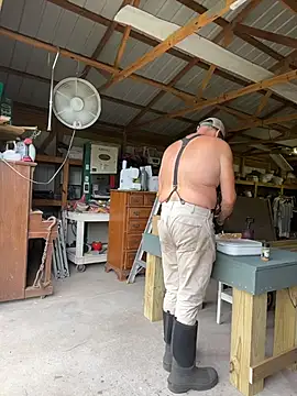 Bigcountrysmoker13 live sex cam