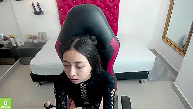 NathaliaSweet_11 live cam on StripChat