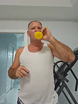 cubanitofeliz40 live sex cam