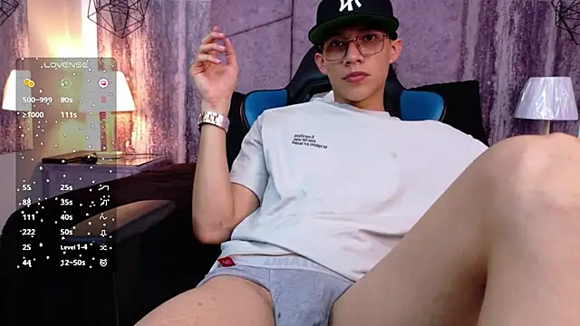 AronTawers webcam
