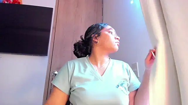 Vickyy30_ webcam