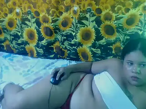 flor_hot31 webcam stripchat model stream image