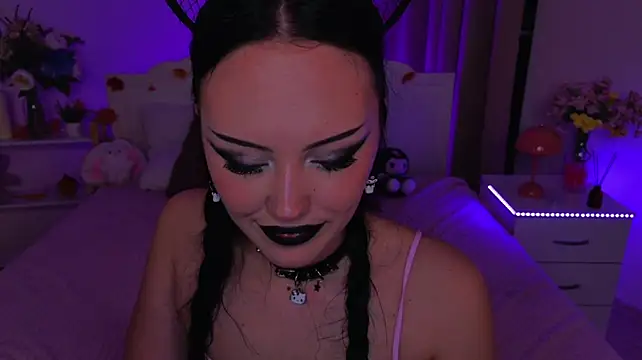 Cassadyy live cam on StripChat