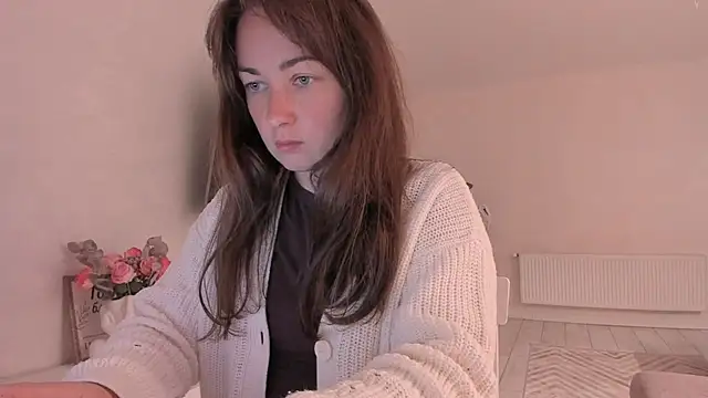 cClandesTina live cam on StripChat