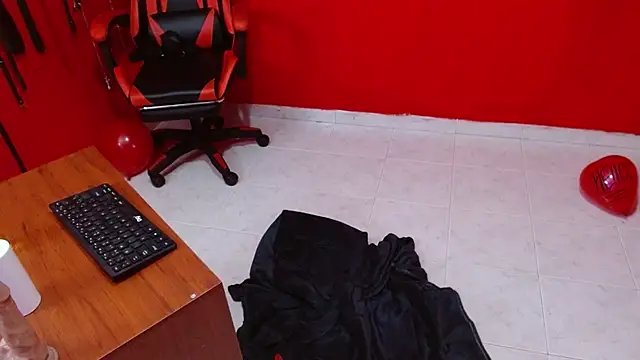 _Emily_Slave_ webcam
