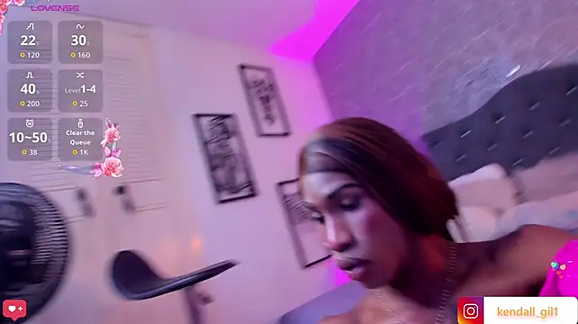 Kendall_Gil