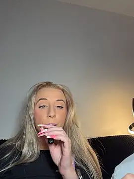 Strongqueen live sex cam