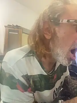crisfootlicker