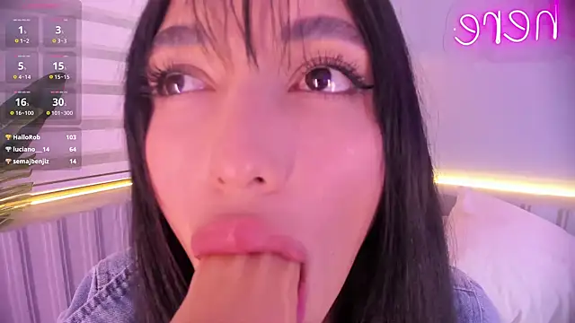 Stephanymonroe on Stripchat