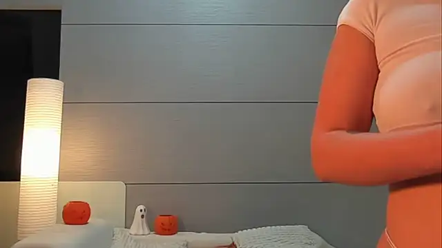 Laraaa_Loom
