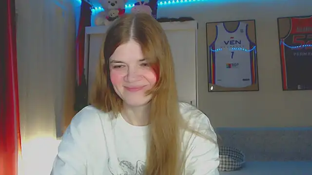 Klementa live cam on StripChat