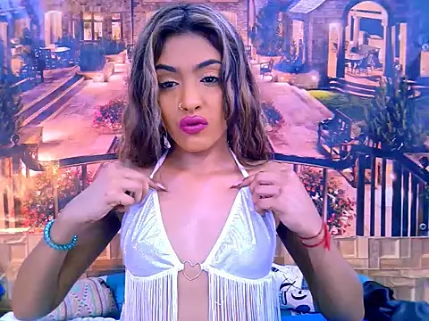 IndianPretty14u2Luv live cam on StripChat