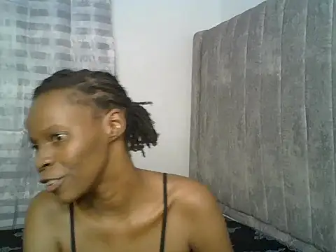 exoticglow live cam on StripChat