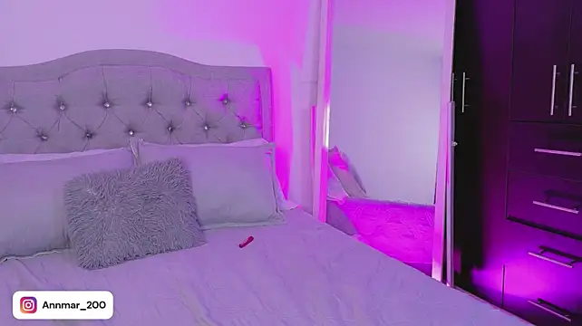 Annie__200