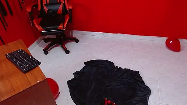 _Emily_Slave_ webcam