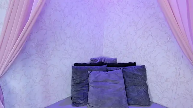 LolaGray__ webcam stripchat model stream image