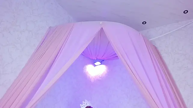 LolaGray__ live cam preview