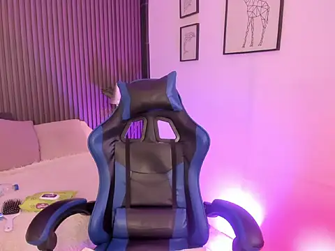 CaeliThalyana live cam preview