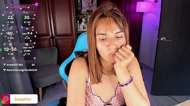 AmberWolf_ webcam stripchat model stream image