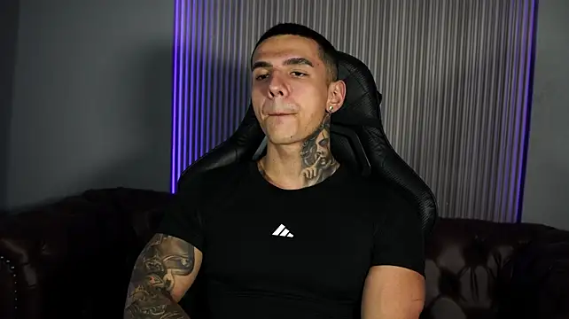 SalvatoreDmore live sex cam